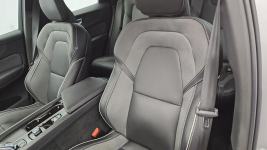 Volvo XC 60 B4 B Plus Dark aut ! Z Polskiego Salonu ! Faktura VAT ! Warszawa - zdjęcie 11
