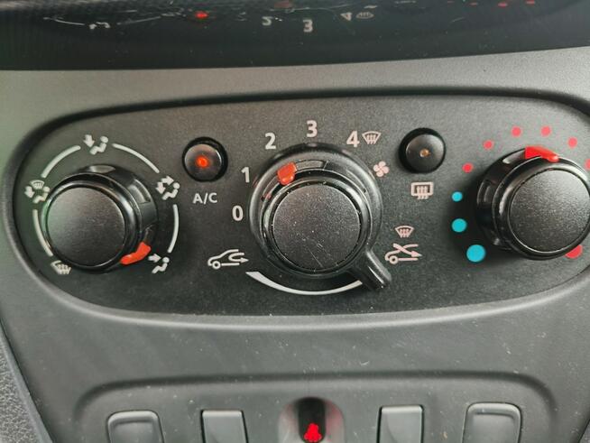 Dacia Sandero 2020r*Krajowy*Klimatyzacja Bibice - zdjęcie 9