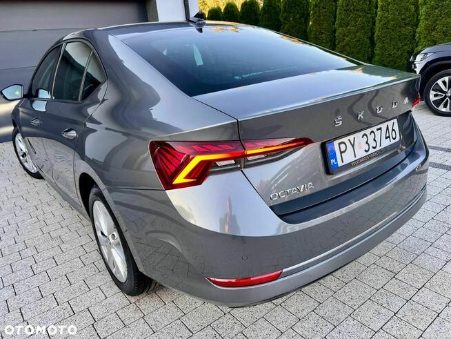 Skoda Octavia 2.0 TDI Ambition Płock - zdjęcie 12