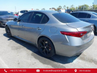 ALFA ROMEO GIULIA 2020 / 2.0L / 280 KM / V4 / Napęd tył / Kraków - zdjęcie 4