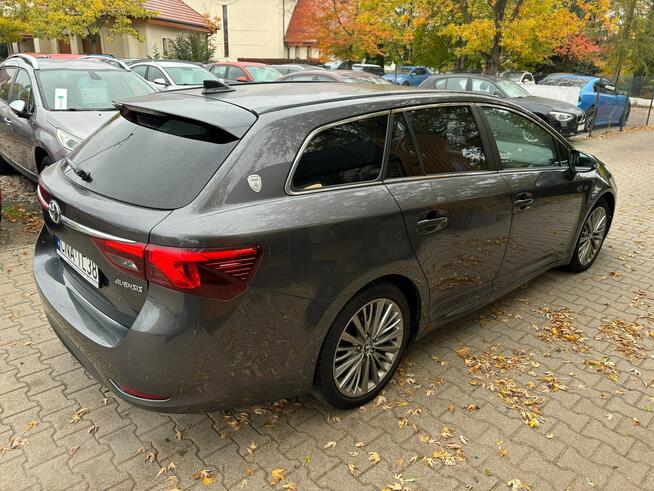 Toyota Avensis Prestige (Executive) / Salon Polska Poznań - zdjęcie 5