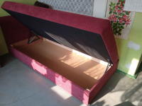 Tapczan z pojemnikiem w bardzo dobrym stanie Katowice - zdjęcie 3