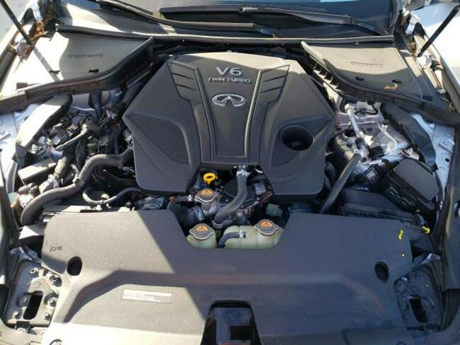 Infiniti Q50 2020, 3.0L, Pure, porysowany lakier Warszawa - zdjęcie 9