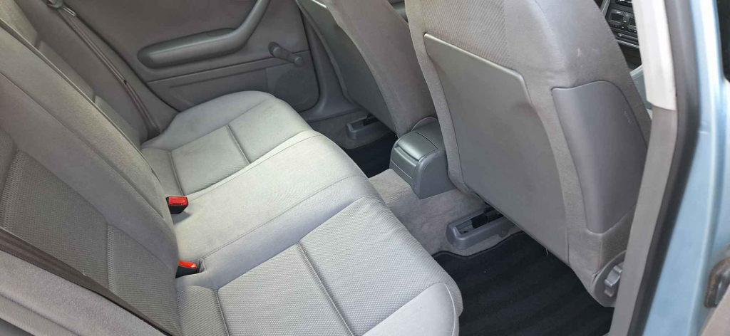 AUDI A4 B6 1,8 T - rok 2001 + LPG Tczew - zdjęcie 2