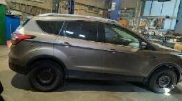 Sprzedam samochód Ford Kuga 1.5 benzyna z 2019 roku Tarnów - zdjęcie 2