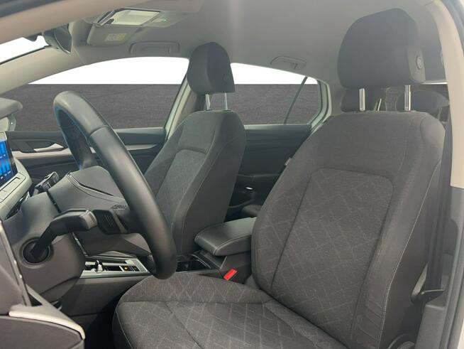 Volkswagen Golf VIII 1.0 eTSI Life DSG Hatchback Warszawa - zdjęcie 10