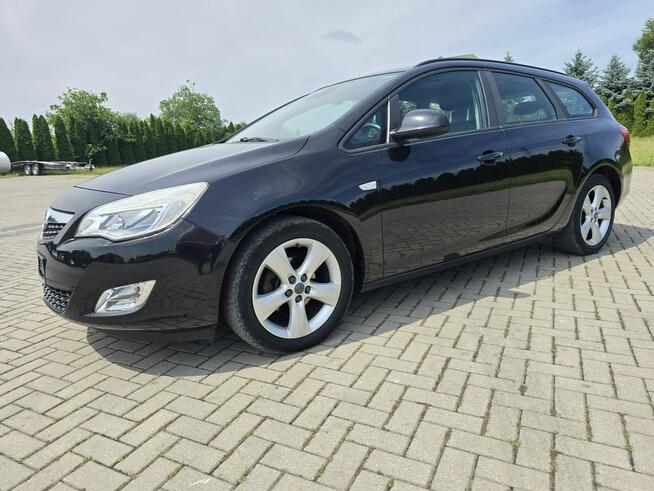 Opel Astra 1,3Diesel Navigacja.Serwis.Hak.Parktronic,Tempomat.OKAZJA Kutno - zdjęcie 7