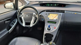 Toyota Prius 1.8 Plug-IN Hybrid Skóra Klimatronik możliwa ZAMIANA Rawa Mazowiecka - zdjęcie 6