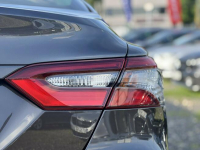 Toyota Camry 2.5 218KM Hybrid Comfort CVT Salon Polska FV23% ASO Będzin - zdjęcie 8