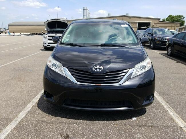 Toyota Sienna LE 3.5 295 km Katowice - zdjęcie 2