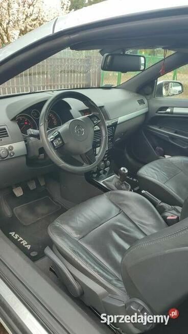 Astra GTC cabrio 1.9 150km Niski przebieg Full opcja Poznań - zdjęcie 5