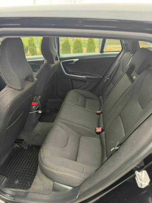 Sprzedam Volvo v60 DIESEL silnik 2D rok 2016,dobrym wyposaż, Taciszów - zdjęcie 4