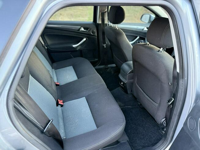 Ford Mondeo 2.0 140 KM Skarszewy - zdjęcie 4