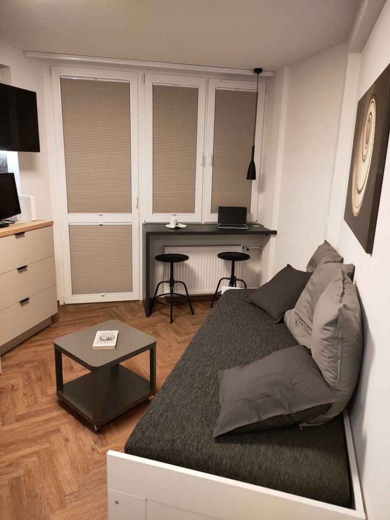 1pok, 16met, okolice al. Lipowej PO REMONCIE/BALKON (Wrocław) Krzyki - zdjęcie 1