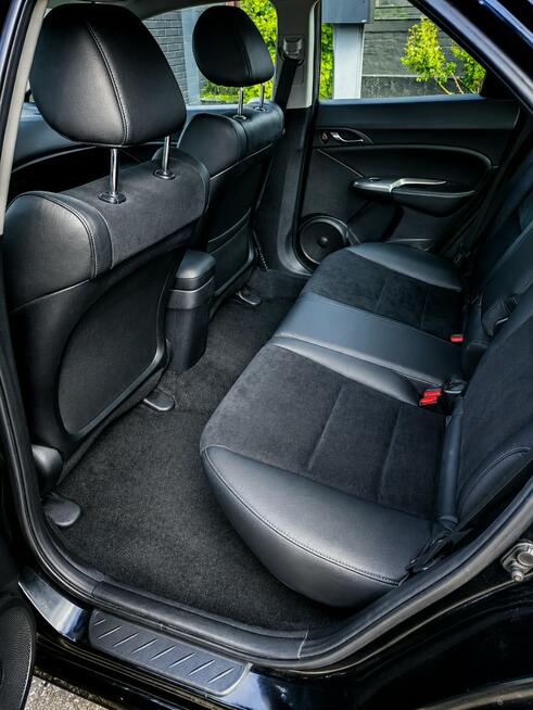 Honda Civic Sadlno - zdjęcie 8
