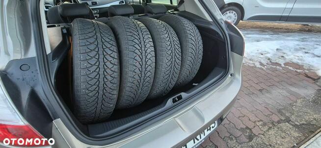 Renault Megane 1.6 16V 110 Dynamique Poręba - zdjęcie 12