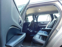 Volvo V60 z Gwarancją Skóra BLiS Model 2020r Żyrardów - zdjęcie 12