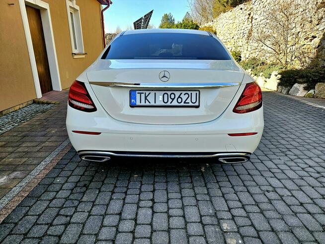 Mercedes E 220 195 KM Avangarda Wirtual Ambiente Bezwypadek Piękny Zagnańsk - zdjęcie 5