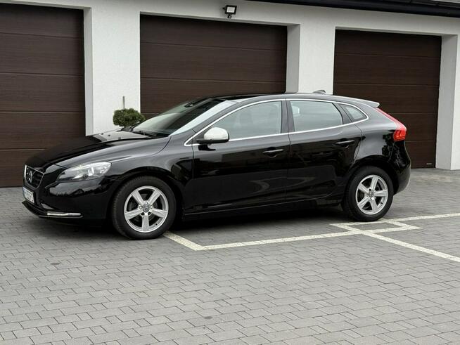 Volvo V40 2.0D 120KM Navi Radom - zdjęcie 2