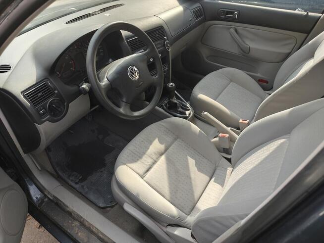 Volkswagen Golf 4 1.4 75KM 2002r Wrocław - zdjęcie 7
