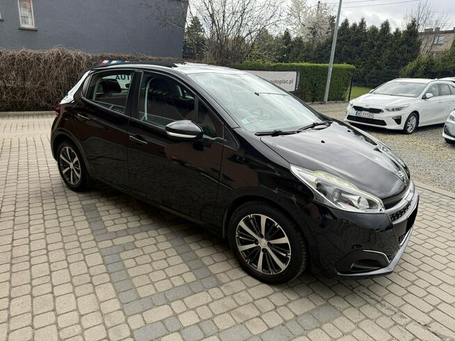 Peugeot 208 1,2 82KM  Klimatronik  Navi  Kamera  CarPlay Orzech - zdjęcie 4