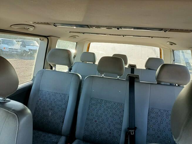 Volkswagen Transporter T5 1.9TDI 105km 05r 8os Tarnów - zdjęcie 6