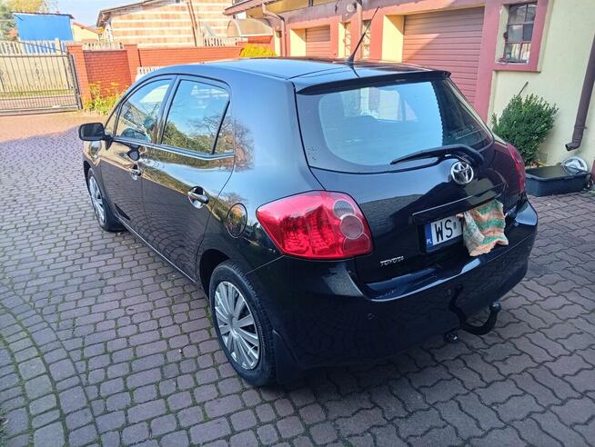 Toyota Auris 1.4 D4D 2008r Siedlce - zdjęcie 2