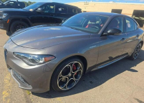 Alfa Romeo Giulia VELOCE / AWD / niski przebieg