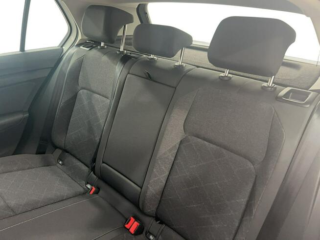 Volkswagen Golf VIII 1.0 eTSI Life DSG Hatchback Warszawa - zdjęcie 12