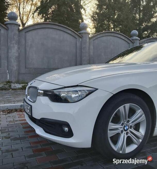BMW 328i xDrive 2016, super stan, automat Białystok - zdjęcie 3