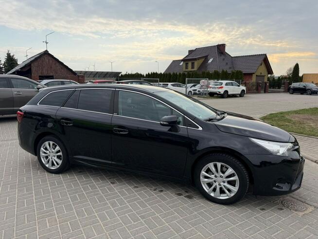 Toyota Avensis Piękna 2.0 Disel Nav3D Servis ASO Gwarancja 12 mc Grodków - zdjęcie 8