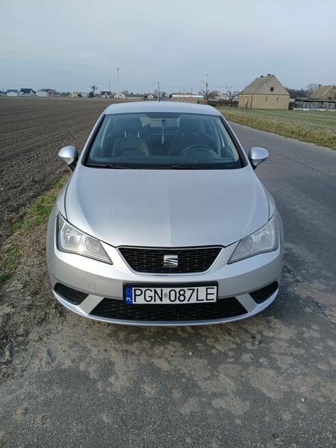 Seat Ibiza 1,2 benzyna, 5 drzwi, klima, zarejestrowany Borzykowo - zdjęcie 3