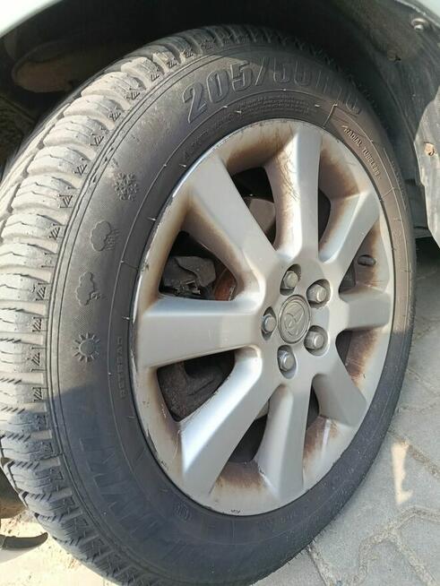 Avensis t25 2.0 benzyna sedan ładna wawa Warszawa - zdjęcie 3