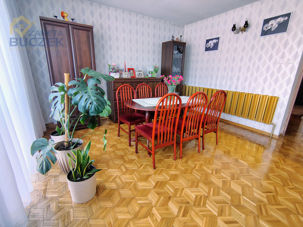 Duży dom z potencjałem na sprzedaż Iłów - zdjęcie 7