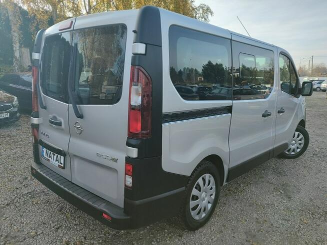 Opel Vivaro Tylko 162.000km* 9 osób* Super stan*Model 2018 Bydgoszcz - zdjęcie 2