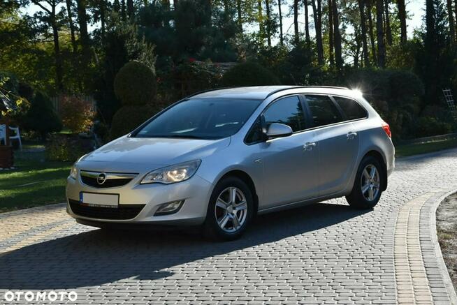 Opel Astra 1.7CDTi 110KM 2012r. PDC TEMPOMAT Klima ZADBANA Polecam Kampinos - zdjęcie 3