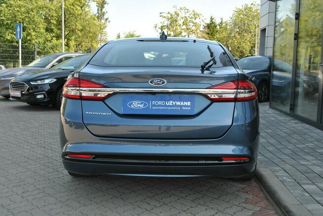 Liftback Titanium 2,0 EcoBlue A8  ASO Forda Gwarancja Ford Używane Białystok - zdjęcie 9