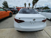 Alfa Romeo Giulia Ti Sport / niski przebieg Tarnów - zdjęcie 6