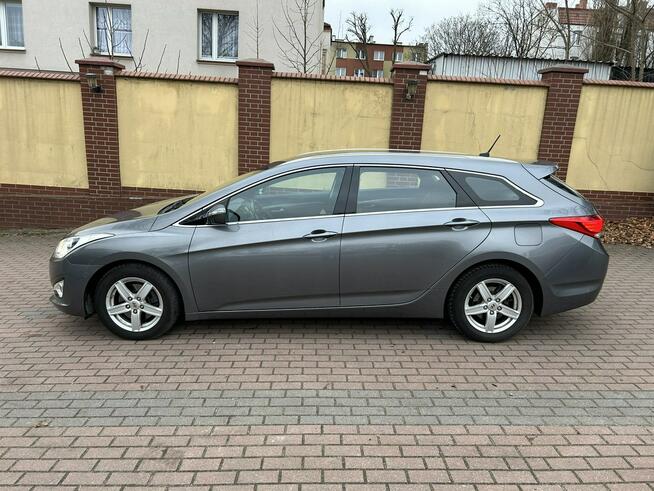 Hyundai i40 1.6 benzyna bezwypadkowy niski przebieg super stan Słupsk - zdjęcie 3