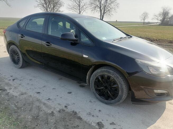 Opel Astra j z 2016r sil 1,4 turbo +lpg Skroniów - zdjęcie 1