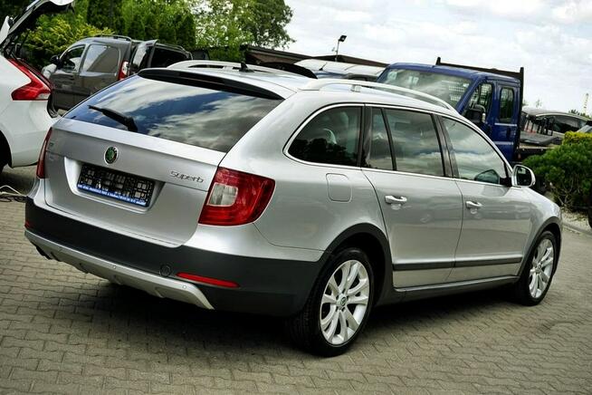 Škoda Superb 1,6TDI Klima, alu R17, NAVI, Xenony, 2013r. Płock - zdjęcie 7
