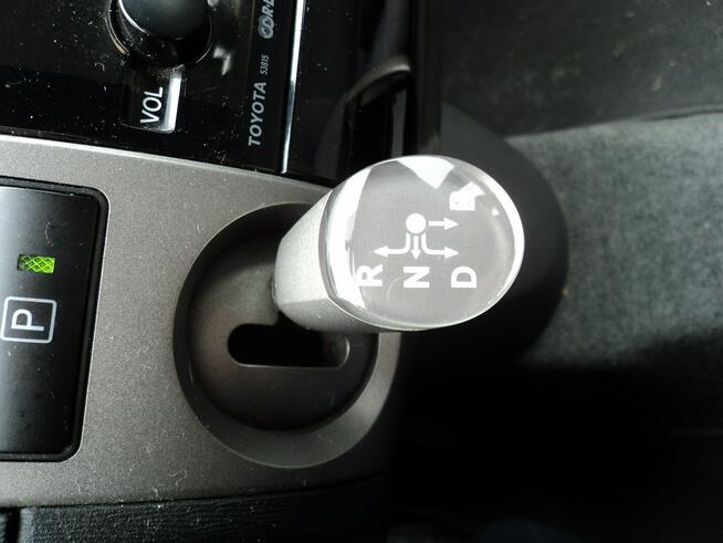 sprzedam ładną TOYOTE Prius z 2008r  1.5 HYBRYDA+benz 80KM udziela.GW Lublin - zdjęcie 12