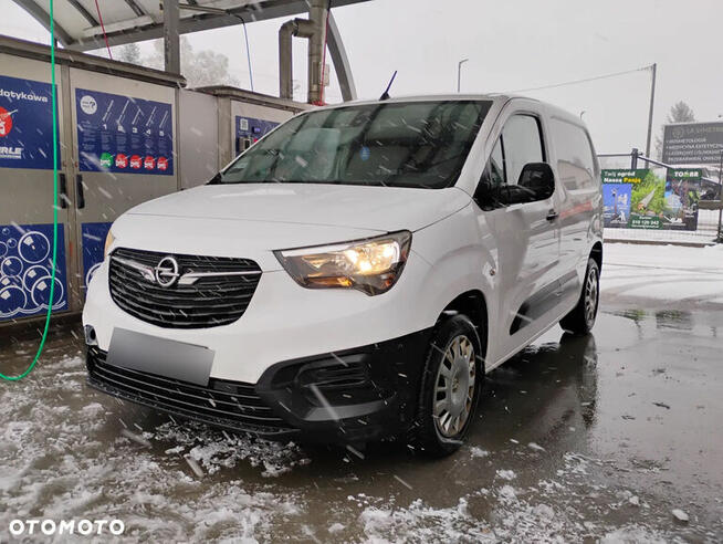 Opel COMBO 2019r, 1.5 CDTI. Lekko przetarty bok. Jeździ Kraków - zdjęcie 4