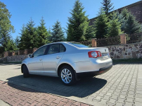 VW JETTA 2010 Oryginalny Lakier Salon Polska Radom - zdjęcie 4