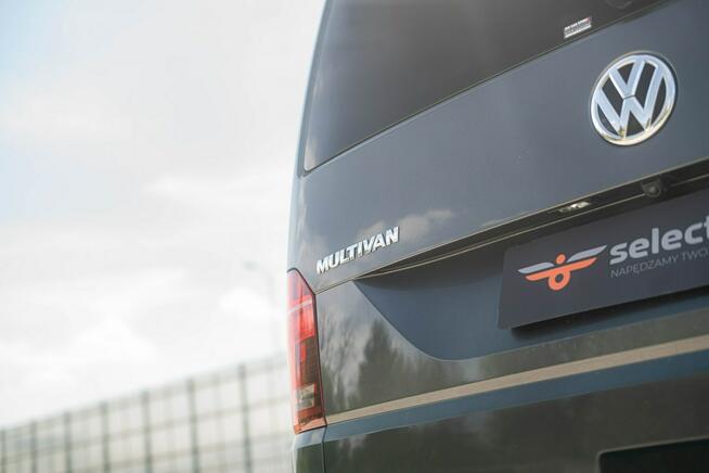 Volkswagen Multivan Trendline DSG, pierwszy właściciel, salon PL Warszawa - zdjęcie 12