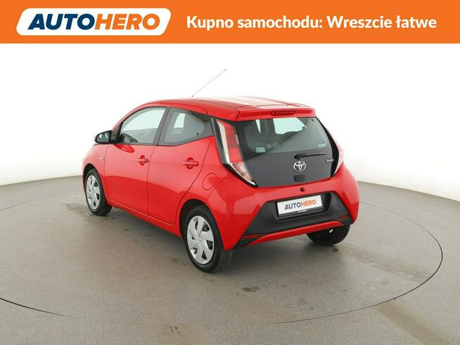 Toyota Aygo klima Bluetooth tempomat niski przebieg Warszawa - zdjęcie 4