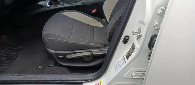 Toyota Avensis 2018, Krajowy Dąbrowa Górnicza - zdjęcie 7