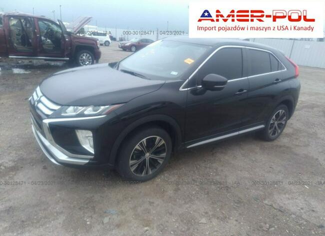 Mitsubishi Eclipse Cross 2018, 1.5L, 4x4, po gradobiciu Warszawa - zdjęcie 1