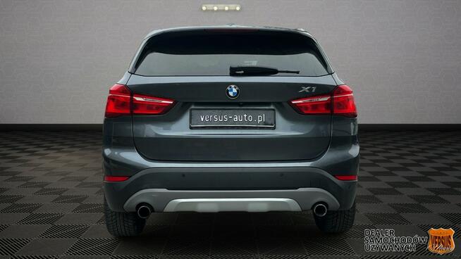 BMW X1 28i xDrive | Panorama, Navi, Skóry, Elektryczna Klapa | Gdynia - zdjęcie 5