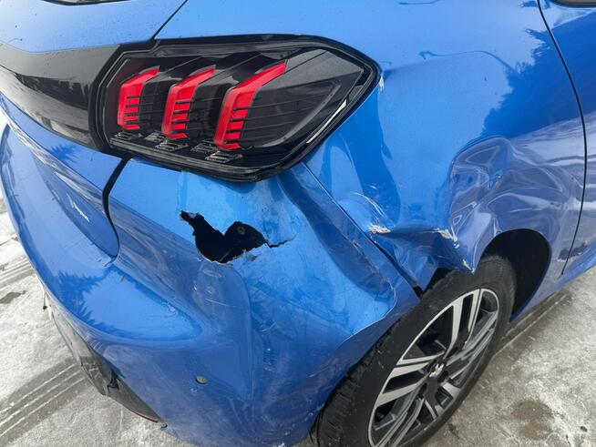 Peugeot 208 Zielona Łąka - zdjęcie 11